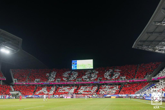 A large-scale card stunt is displayed at Goyang Stadium in Goyang, Gyeonggi, during a 2026 World Cup qualifier between Korea and Jordan on March 25. [KFA]