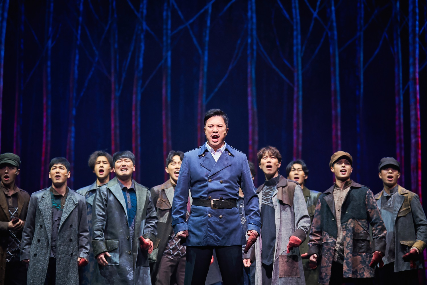 A scene from the musical "Hero" 
