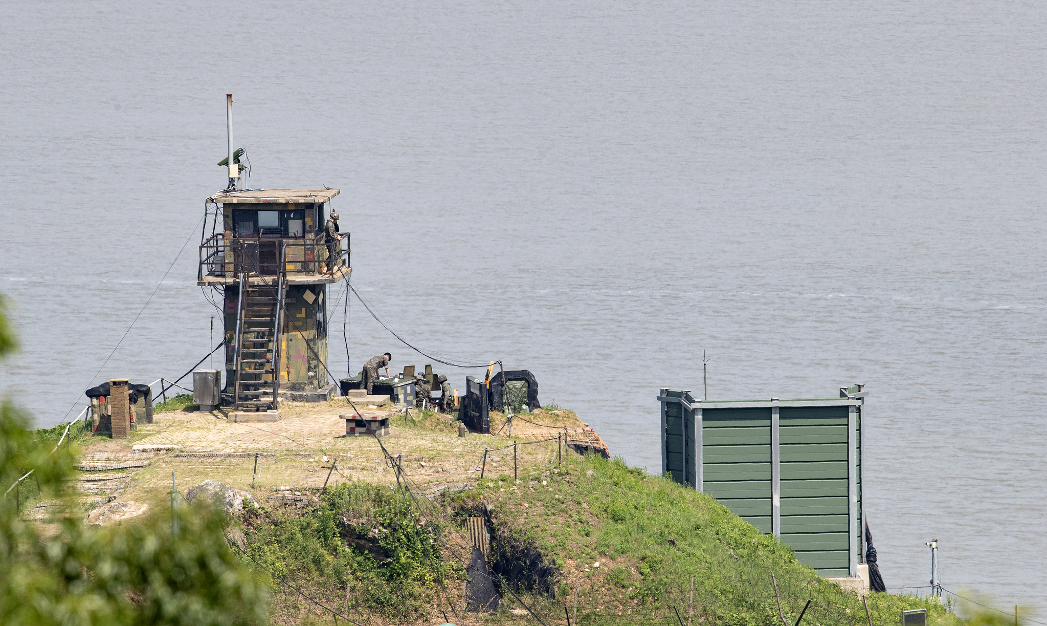 Military loudspeakers aimed at North Korea, pictured on June 9, 2024 [NEWS1]