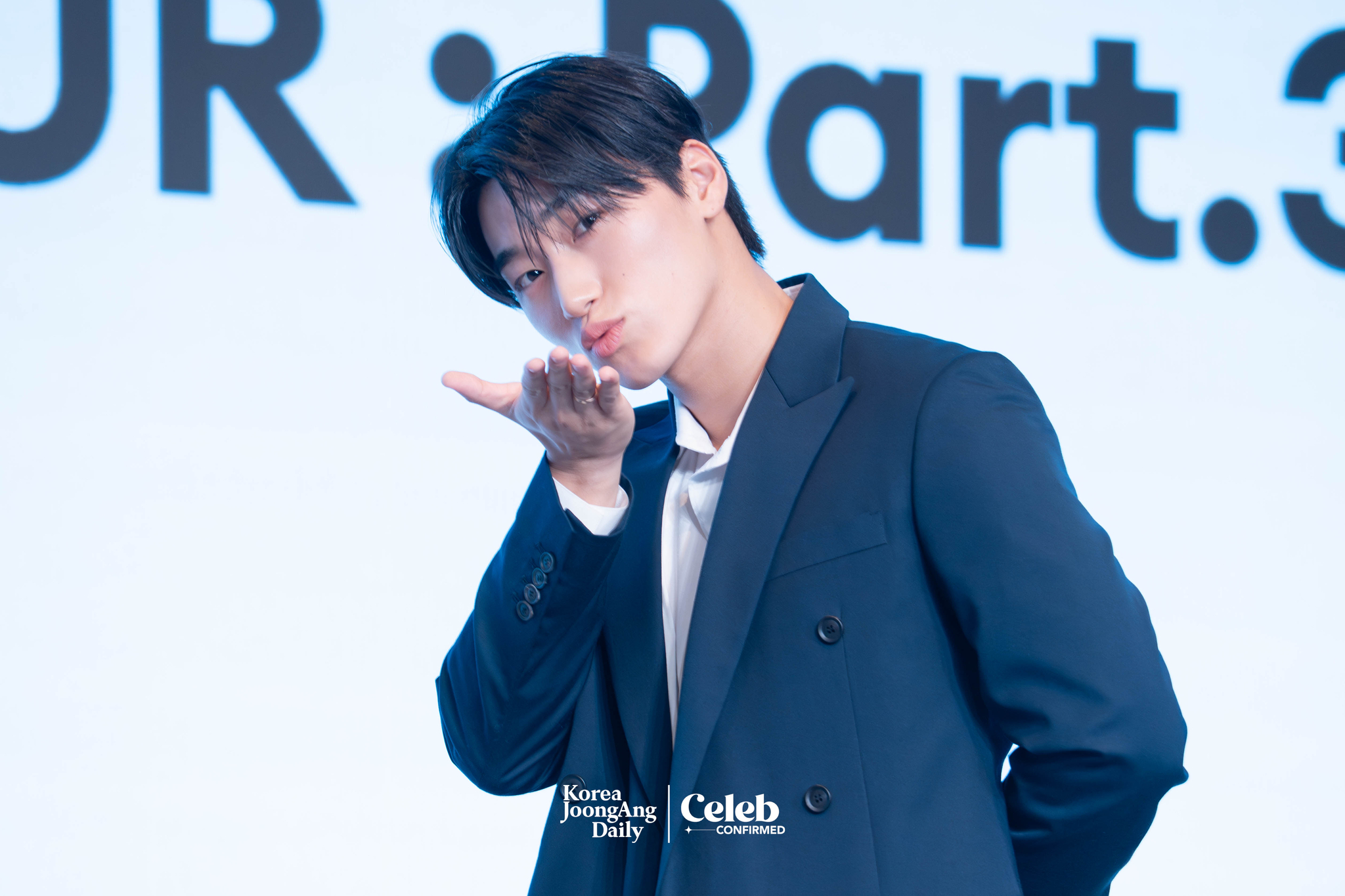 Ateez’s San poses for photos during a news conference for the release of its 12th EP, “Golden Hour: Part.3,” at Hotel Naru Seoul MGallery Ambassador in western Seoul. [DANIELA GONZALEZ PEREZ]