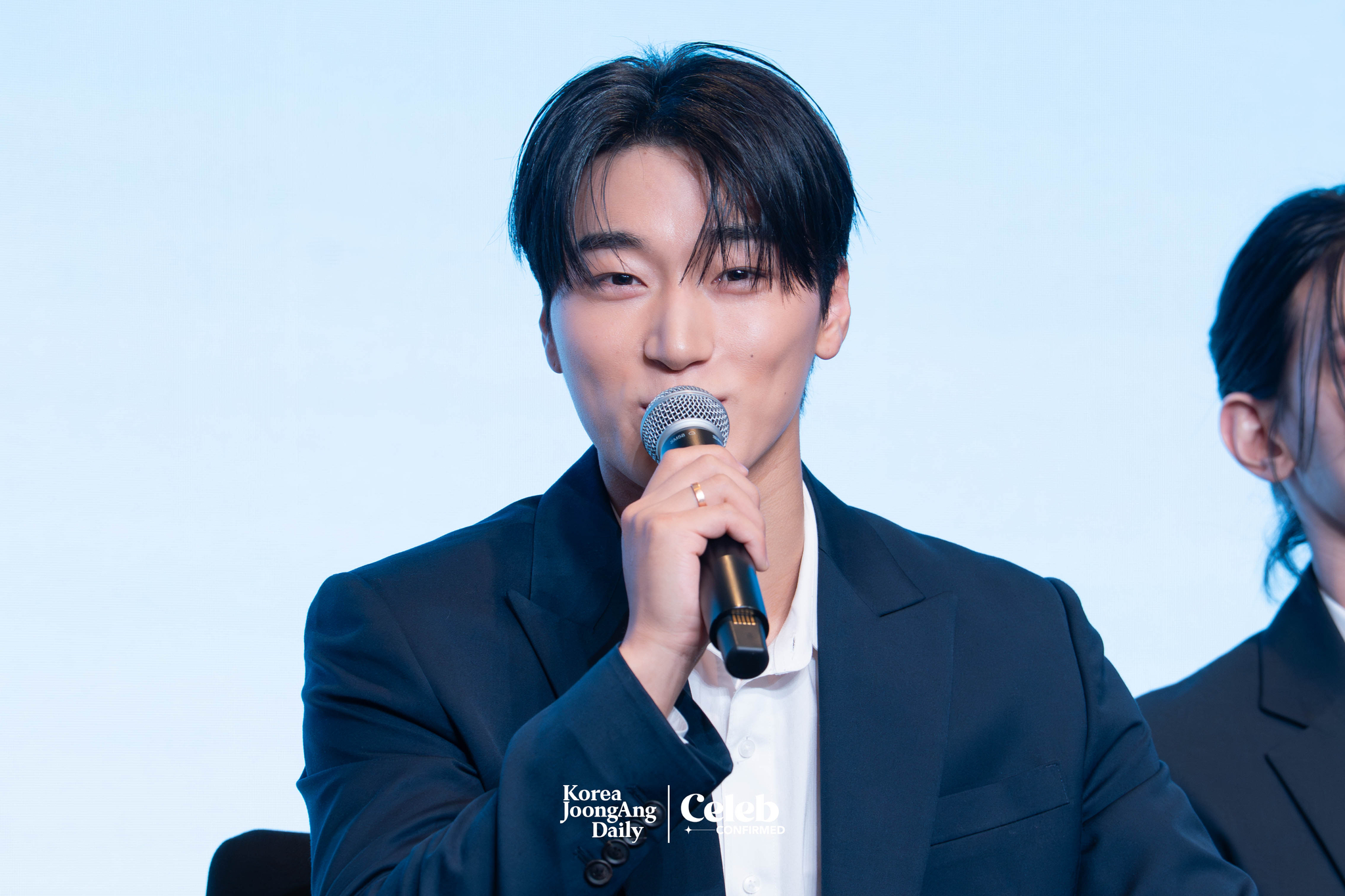 Boy band Ateez answers questions during a  news conference for the release of its 12th EP, “Golden Hour: Part.3,” at Hotel Naru Seoul MGallery Ambassador in western Seoul. [DANIELA GONZALEZ PEREZ]