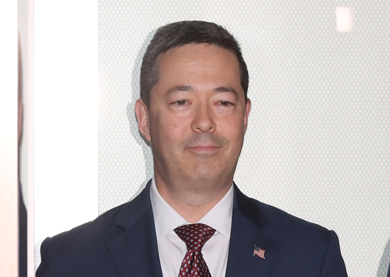 Sean O’Neill, senior bureau official for the U.S. State Department’s Bureau of East Asian and Pacific Affairs, is seen at the Ministry of Foreign Affairs building in Jongno District, central Seoul on June 13. [YONHAP] 