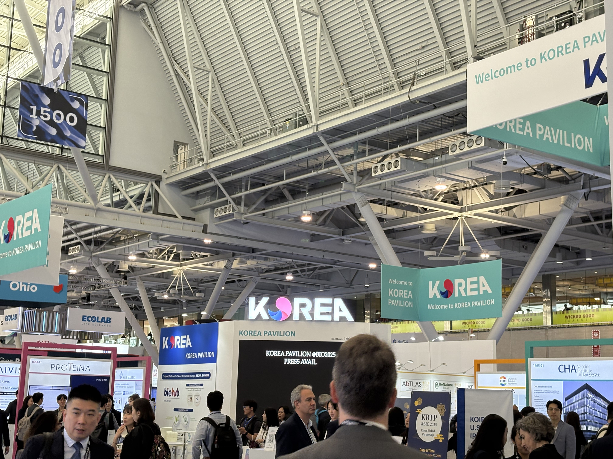 The Korea Pavilion, an exhibition space organized by the Korea Biotechnology Industry Organization and sponsored by the Korea Trade-Investment Promotion Agency, doubled in scale compared to the previous year to showcase 51 companies at the 2025 BIO International Convention held in Boston from June 16 to 19. [LEE JAE-LIM]