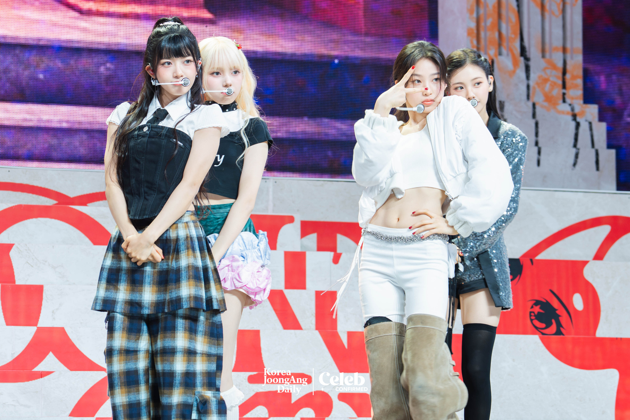 Girl group Baby DONT Cry performs lead track “F Girl” during a showcase for the release of its first single, “F Girl,” at Blue Square in central Seoul on June 23. [DANIELA GONZALEZ PEREZ]