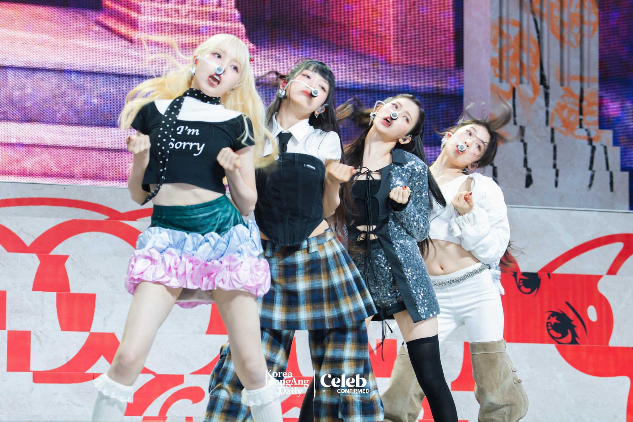 Girl group Baby DONT Cry performs lead track “F Girl” during a showcase for the release of its first single, “F Girl,” at Blue Square in central Seoul on June 23. [DANIELA GONZALEZ PEREZ]