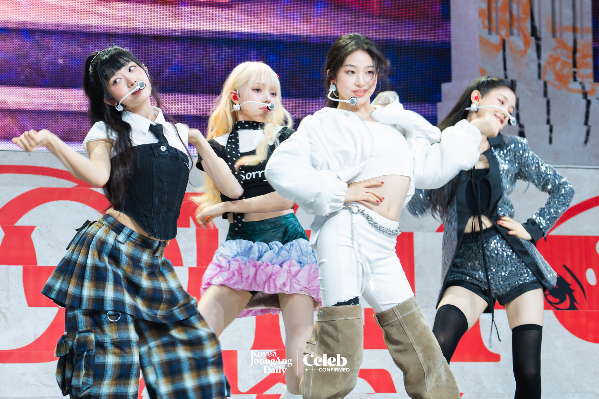 Girl group Baby DONT Cry performs lead track “F Girl” during a showcase for the release of its first single, “F Girl,” at Blue Square in central Seoul on June 23. [DANIELA GONZALEZ PEREZ]