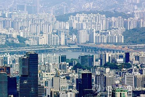 This photo taken June 22, 2025, shows apartment buildings in Seoul. [YONHAP]