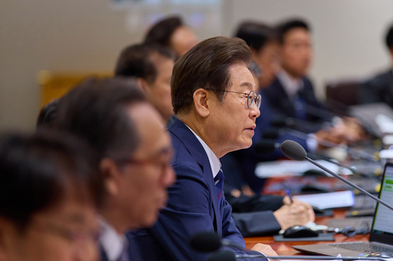 President Lee Jae Myung speaks at a Cabinet meeting held on July 1 in central Seoul. [PRESIDENTIAL OFFICE]