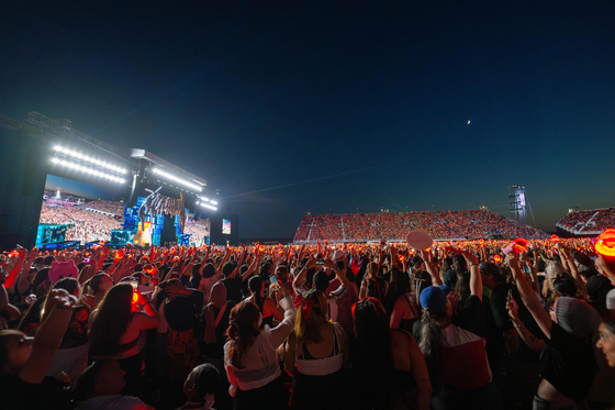 Boy band Stray Kids performs at Toronto's Rogers Centre on June 29. [JYP ENTERTAINMENT]