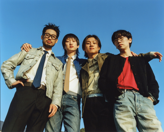 Rock band Silica Gel [CAM]