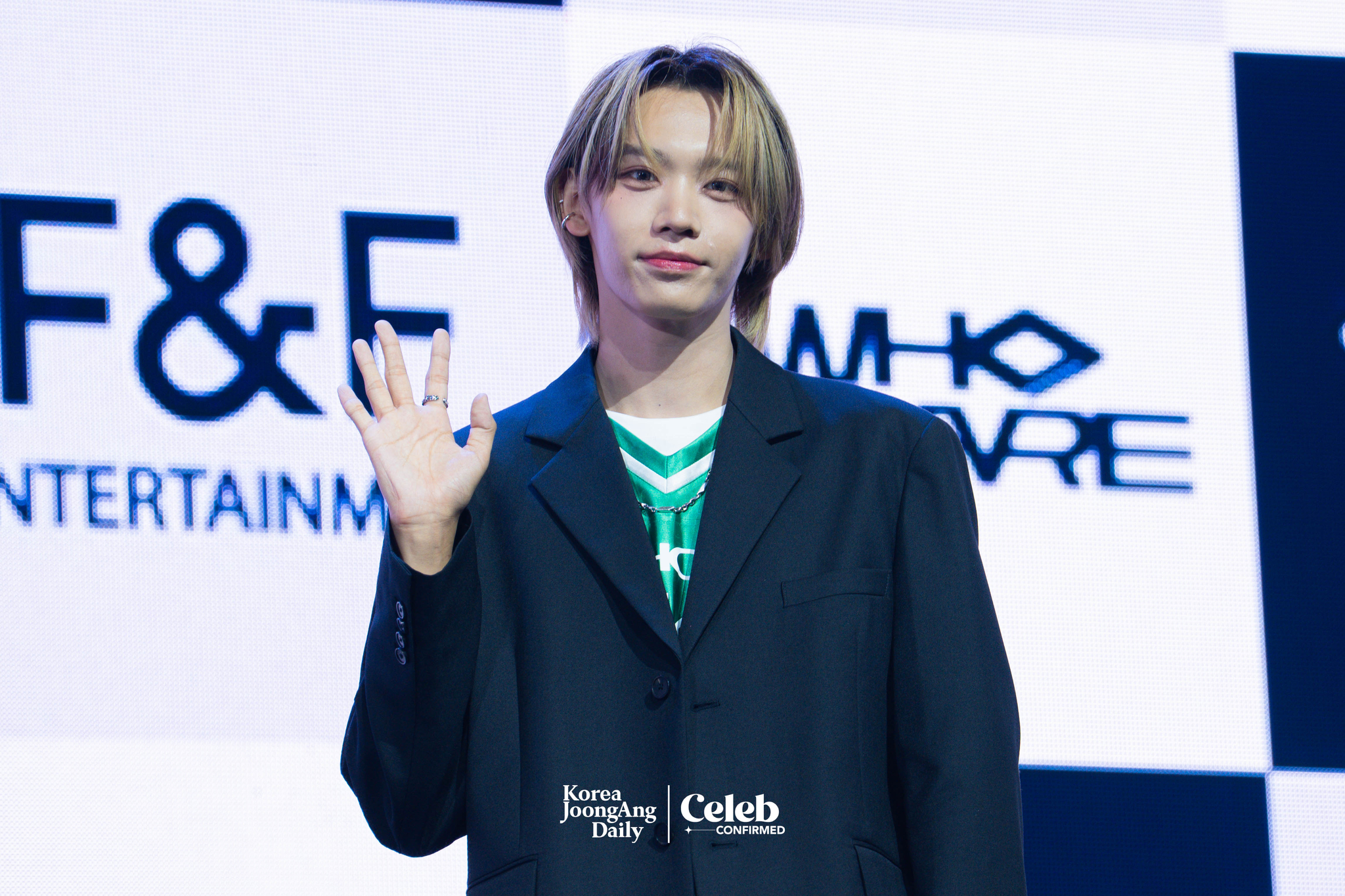 AHOF’s Zhang Shuai Bo poses for photos during a showcase for the release of the first EP, “Who We Are,” at Yes24 Live Hall in eastern Seoul on July 1. [DANIELA GONZALEZ PEREZ]