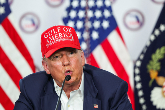 U.S. President Donald Trump speaks as he visits a temporary migrant detention center informally known as ″Alligator Alcatraz″ in Ochopee, Florida, U.S., July 1, 2025. [REUTERS/YONHAP]