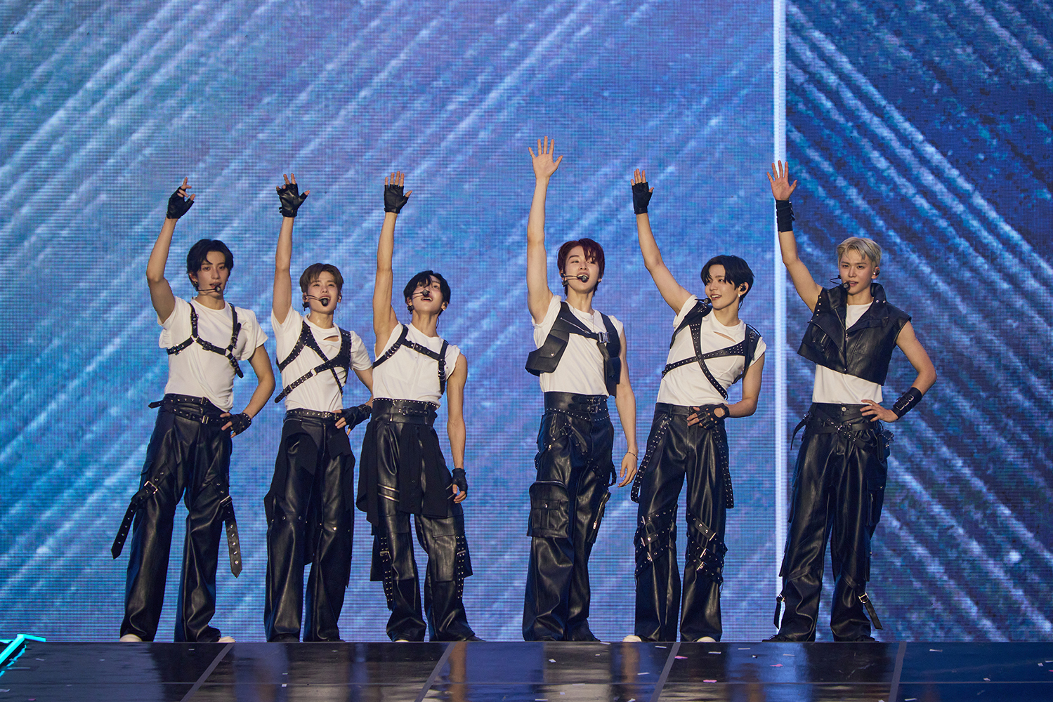 Boy band Riize performs during its first solo concert tour, “Riize Loud,” on July 6 at the KSPO Dome in southern Seoul. [SM ENTERTAINMENT]