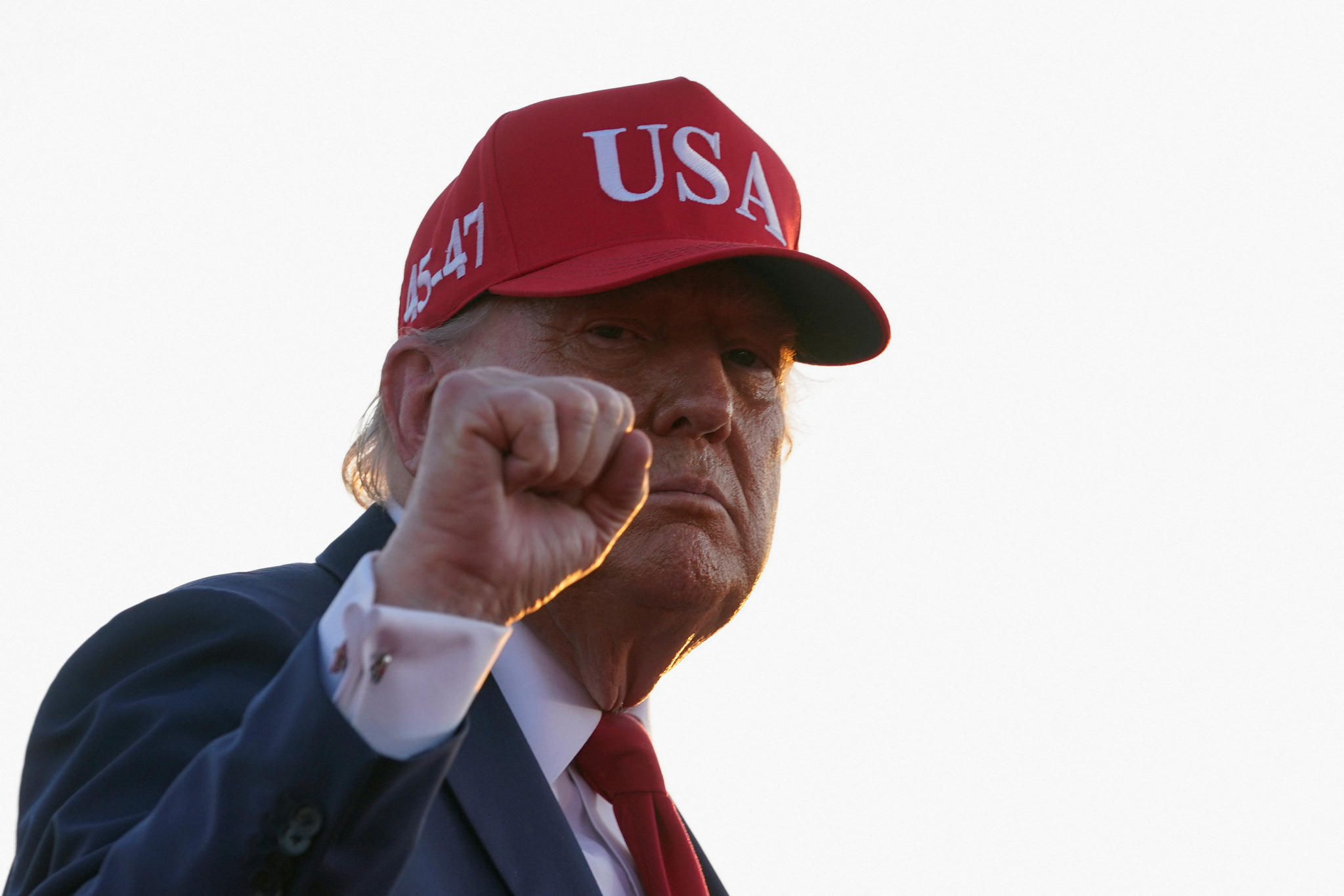 U.S. President Donald Trump gestures on the day he attends an event hosted by America250 in Des Moines, Iowa, on July 3. [REUTERS/YONHAP]