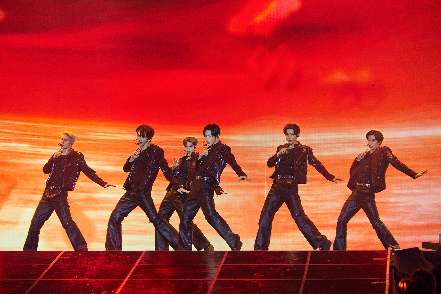 Boy band Riize performs during its first solo concert tour, “Riize Loud,” on July 6 at the KSPO Dome in southern Seoul. [SM ENTERTAINMENT]