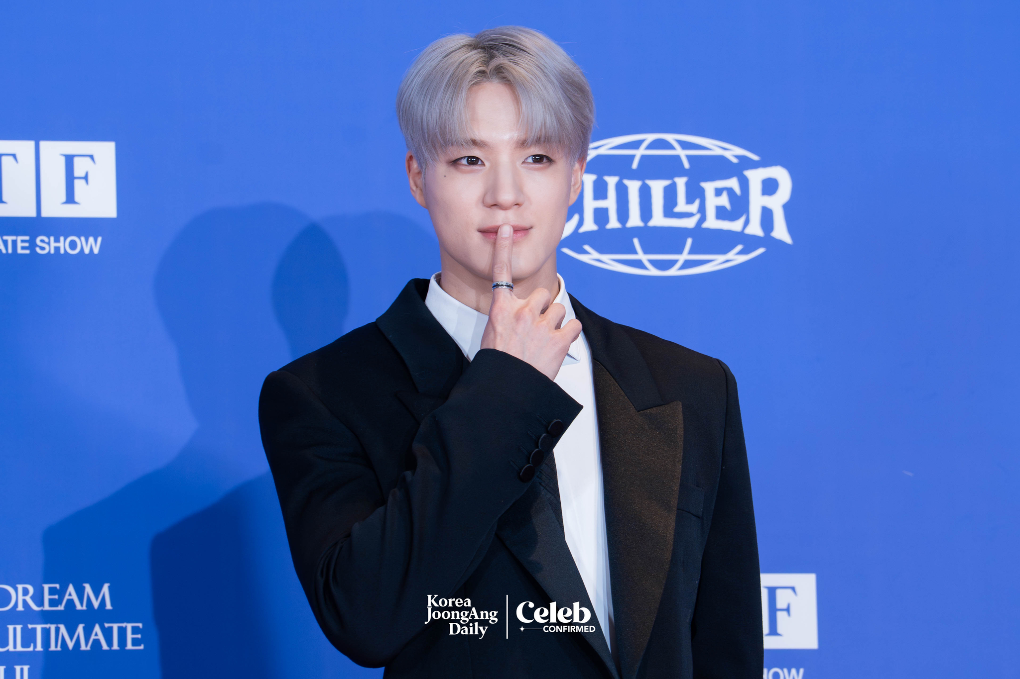 NCT Dream’s Jeno poses for photos during a news conference for the release of the band's fifth full-length album, “Go Back to the Future,” at Lotte Cinema World Tower in southern Seoul on July 14. [DANIELA GONZALEZ PEREZ]