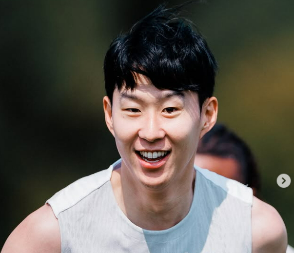 A picture of Son Heung-min training, uploaded on Tottenham Hotspur's Instagram account [SCREEN CAPTURE]