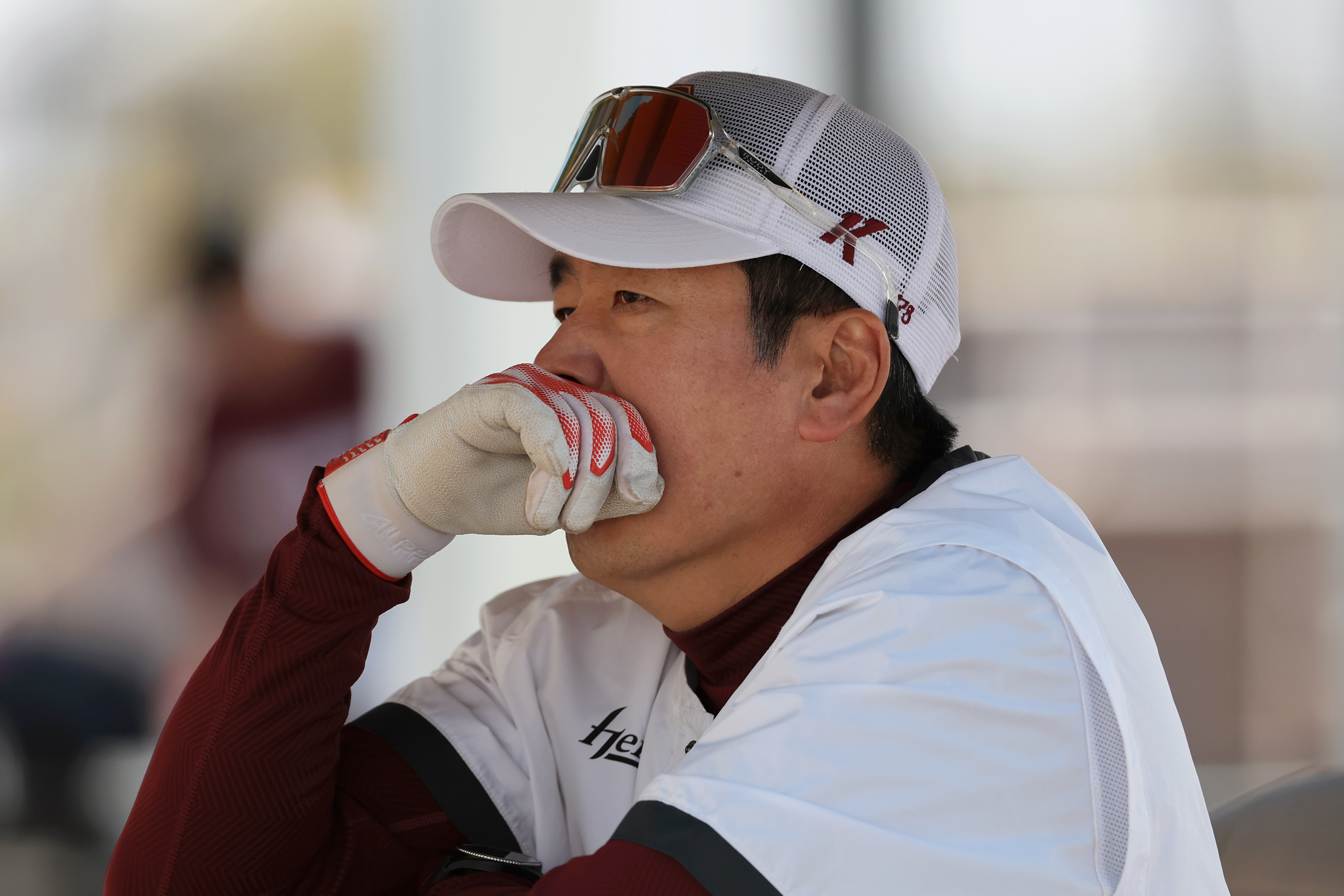 The Kiwoom Heroes announced the dismissal of its manager Hong Won-ki, pictured, along with general manager Koh Hyung-wook and head coach Kim Chang-hyun, in a statement released on July 14. [YONHAP] 