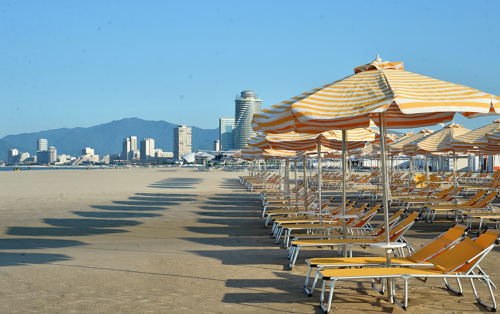 A promotional image released by North Korea's Korean Central News Agency for the Wonsan-Kalma Coastal Tourist Zone, a newly opened tourist site in North Korea [NEWS1]