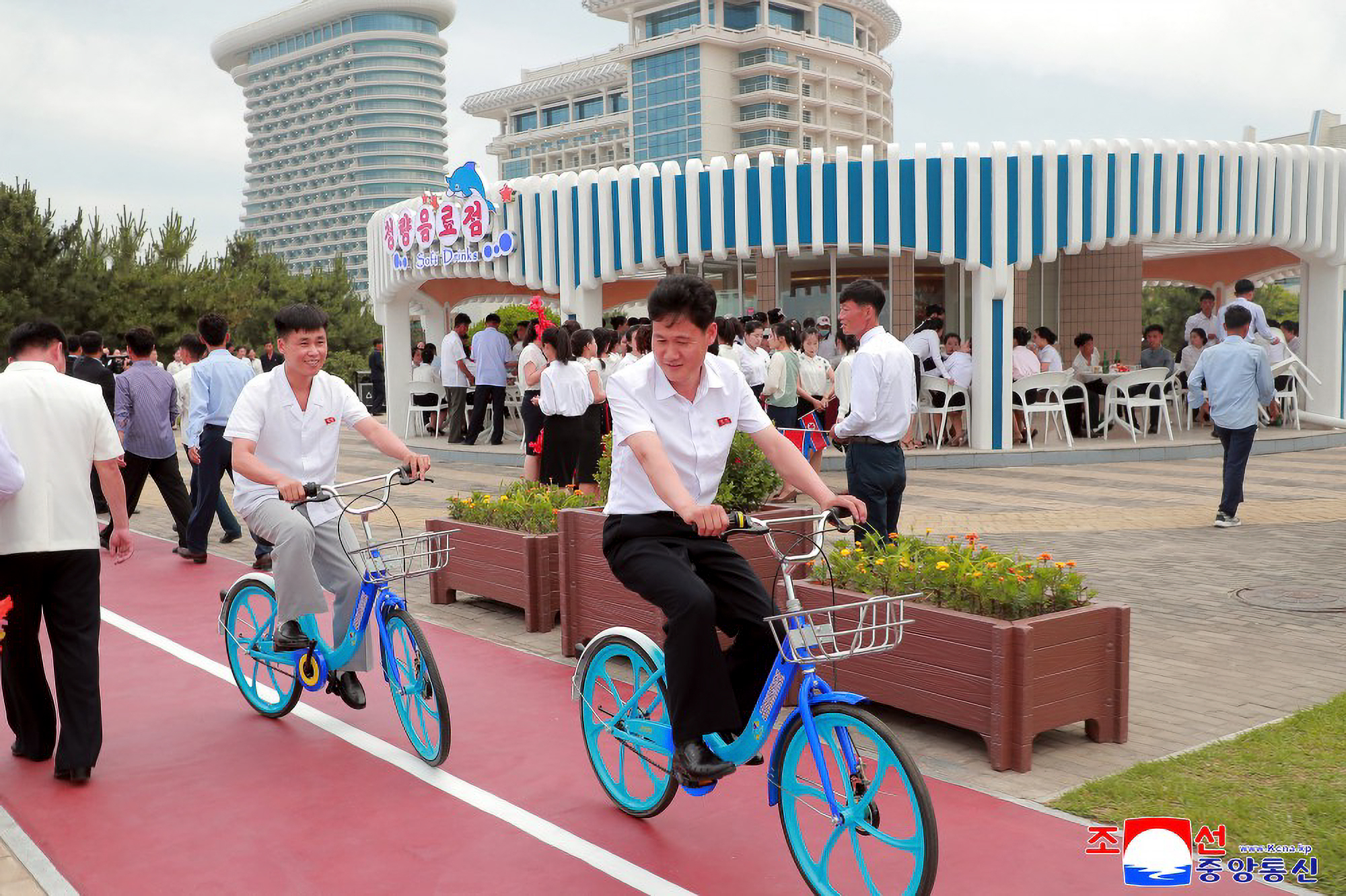 A promotional image released by North Korea's Korean Central News Agency for the Wonsan-Kalma Coastal Tourist Zone, a newly opened tourist site in North Korea [NEWS1]