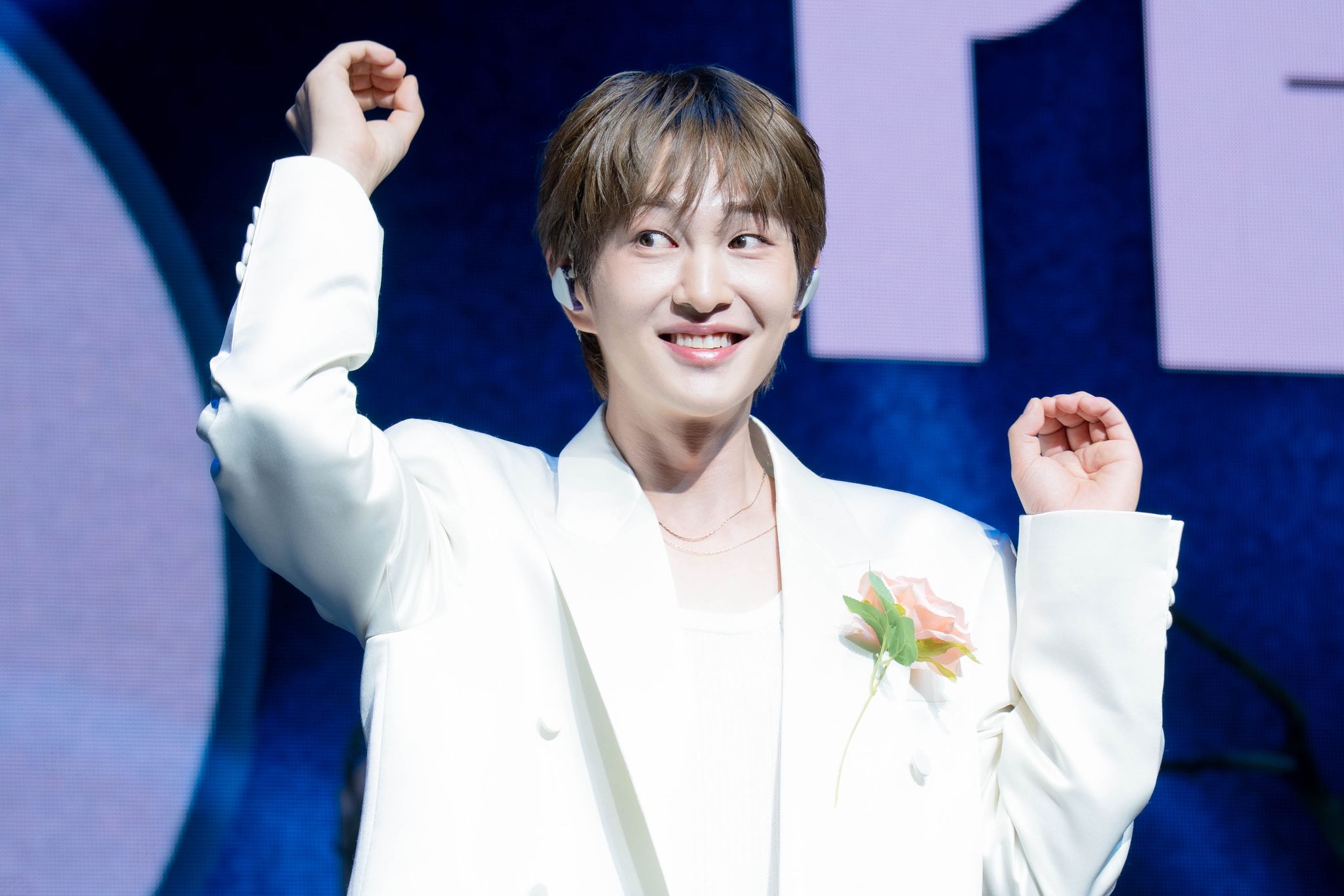 Onew poses for photos during a press showcase for his second solo full-length album ″Percent″ in western Seoul on July 15. [DANIELA GONZALEZ PEREZ]
