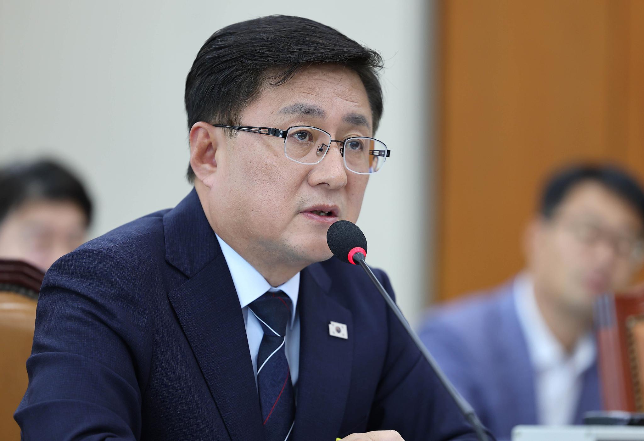 Industry Minister Kim Sung-whan speaks during his confirmation hearing at the National Assembly in Yeouido, western Seoul on July 15. [LIM HYUN-DONG]