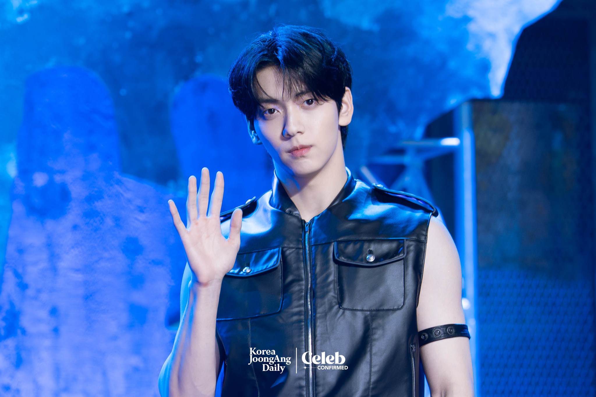 Tomorrow X Together’s Soobin poses for photos during a showcase for the release of the band’s fourth full-length album “The Star Chapter: Together,” at Kyung Hee University Grand Peace Palace in eastern Seoul on July 21. [DANIELA GONZALEZ PEREZ]