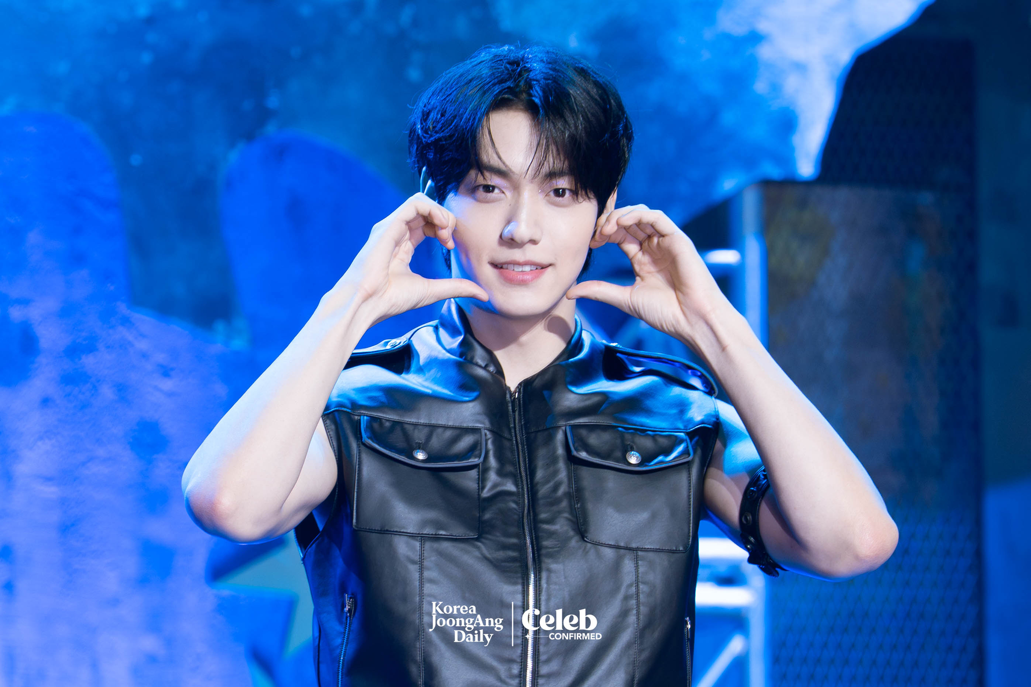 Tomorrow X Together’s Soobin poses for photos during a showcase for the release of the band’s fourth full-length album “The Star Chapter: Together,” at Kyung Hee University Grand Peace Palace in eastern Seoul on July 21. [DANIELA GONZALEZ PEREZ]