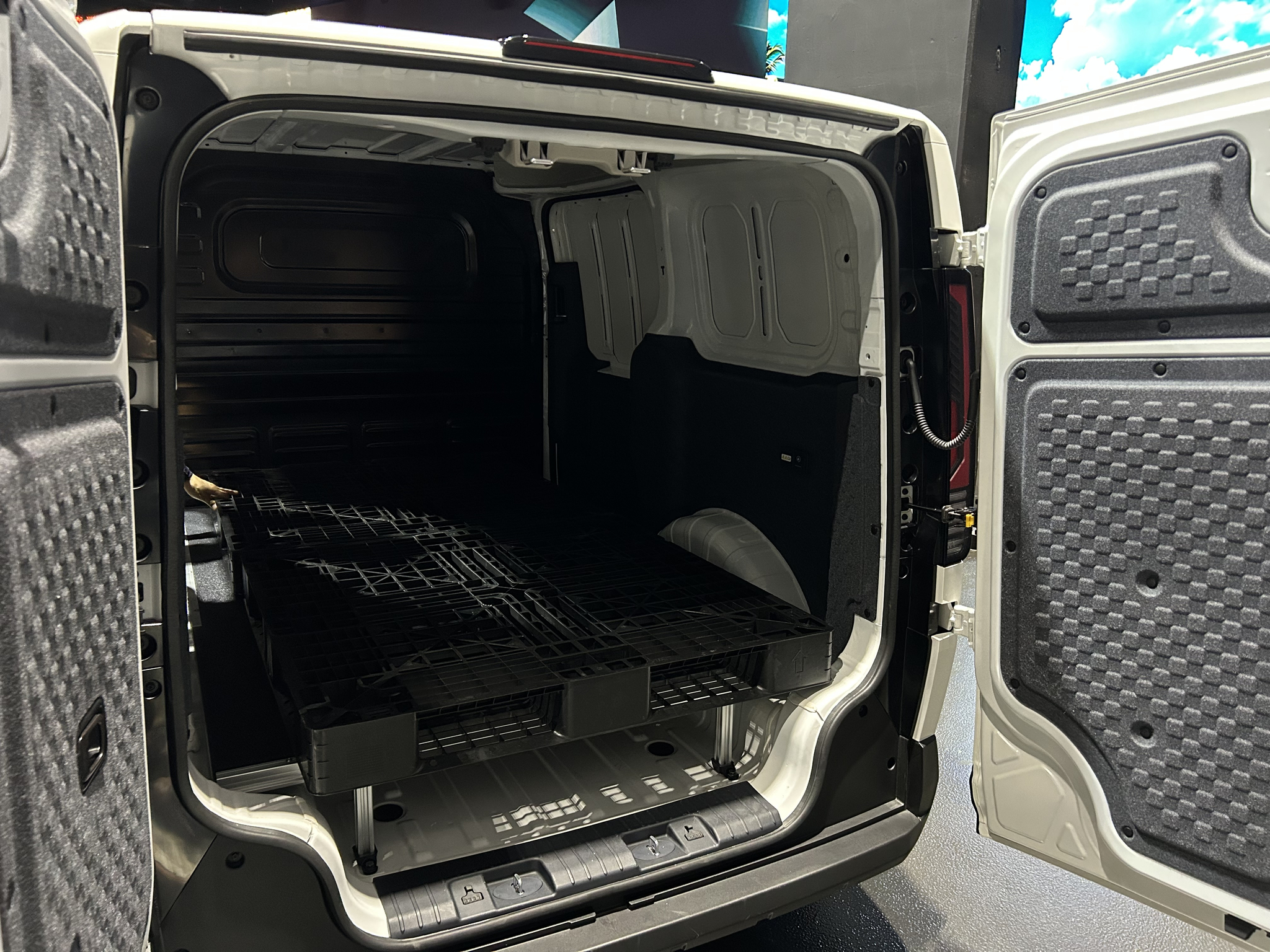 The PV5 cargo version [SARAH CHEA] 