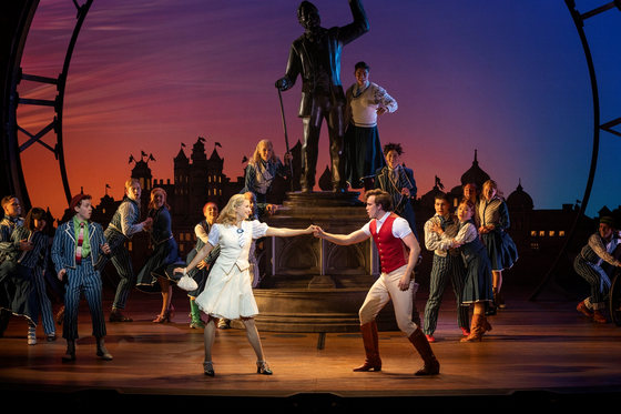  Courtney Monsma as Glinda, left, and Liam Head as Fiyero perform "Dancing Through Life" in the musical "Wicked" [JEFF BUSBY/SNCO]