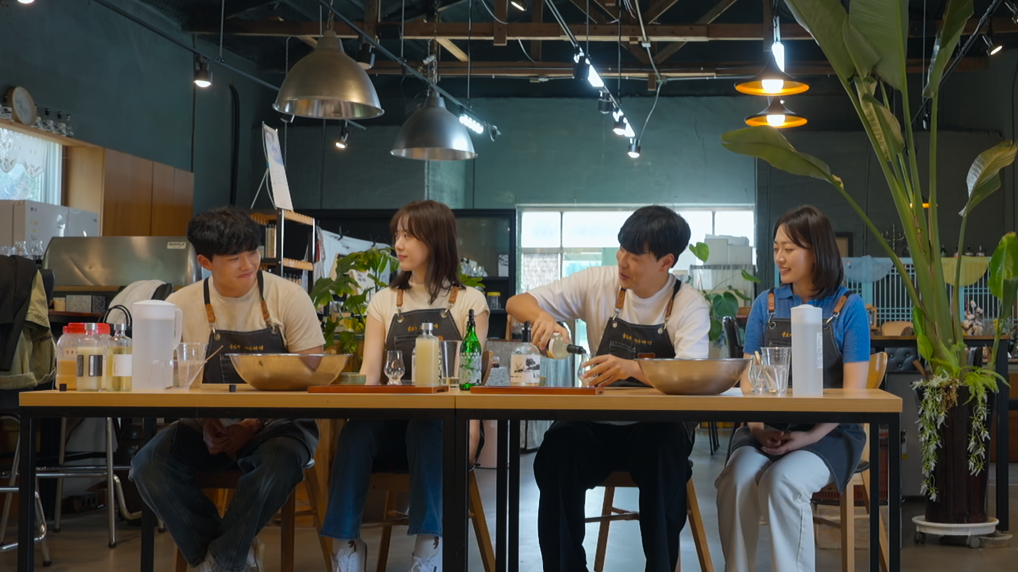 A still from Netflix's latest dating show ″Better Late Than Single″ [NETFLIX]