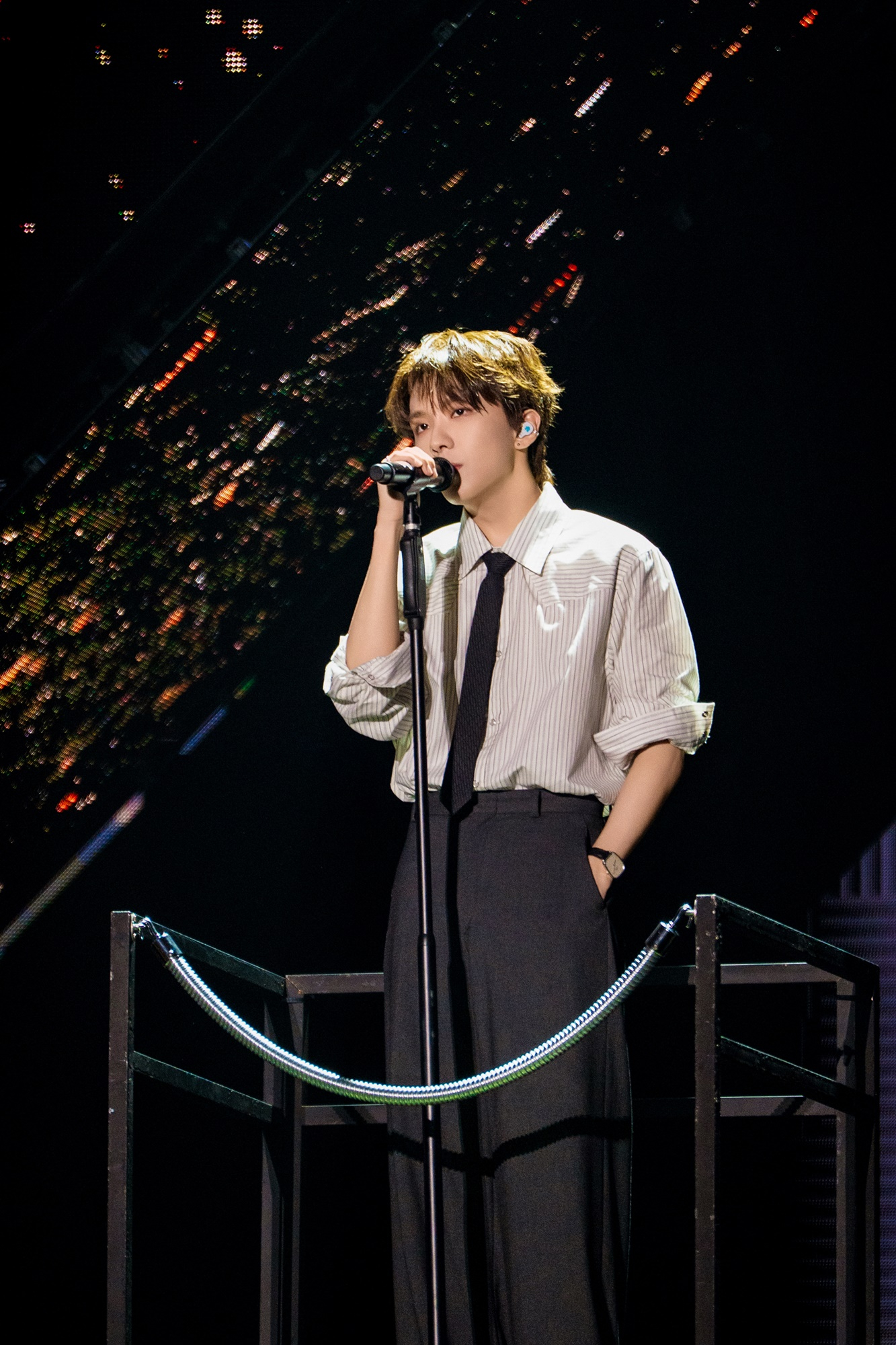 Singer Woonhak of boy band BoyNextDoor during the band's “Knock On Vol.1” Seoul finale concerts, held from July 25 to 27 [KOZ ENTERTAINMENT]