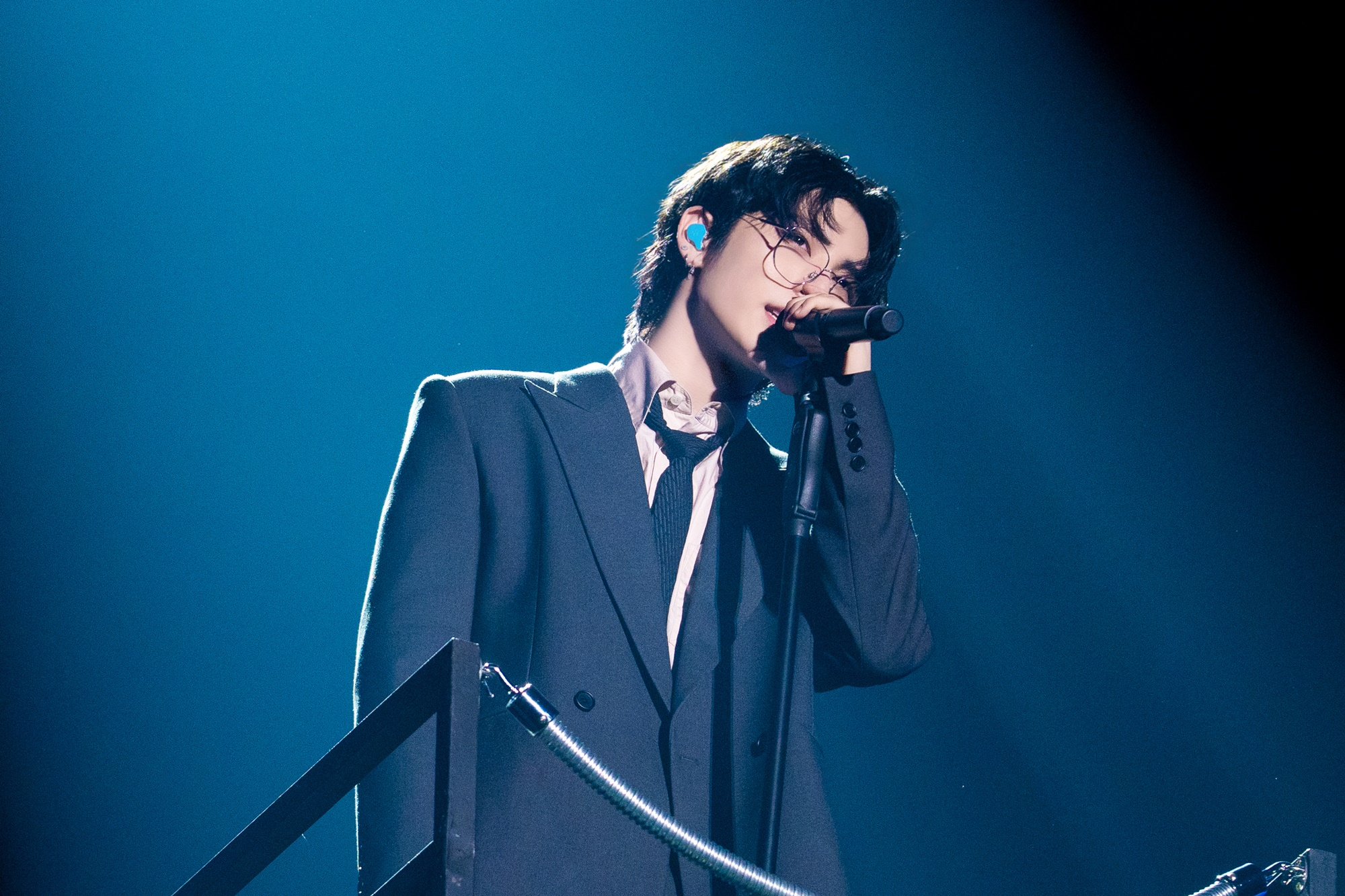 Singer Taesan of boy band BoyNextDoor during the band's “Knock On Vol.1” Seoul finale concerts, held from July 25 to 27 [KOZ ENTERTAINMENT]