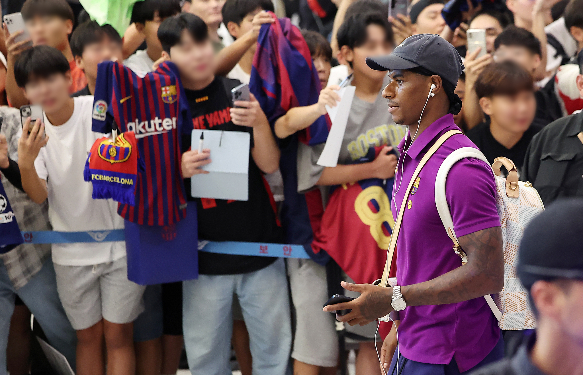Marcus Rashford arrives at at Incheon International Airport on July 29.  [NEWS1]