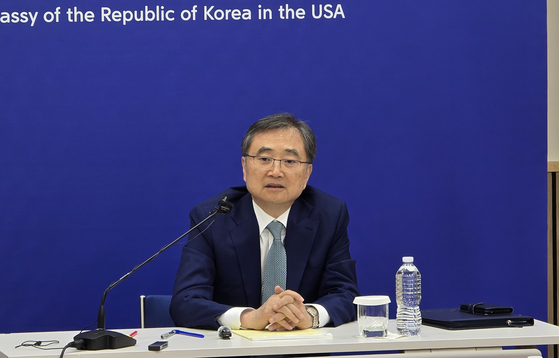Korea's Minister of Foreign Affairs Cho Hyun speaks during a meeting with reporters at the Korean Embassy in Washington on July 31. [NEWS1]