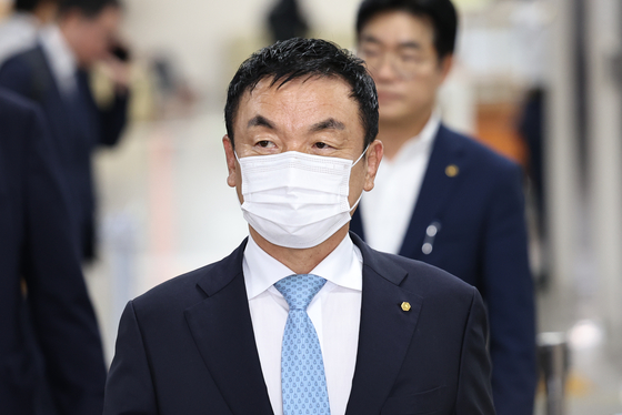 Kwon Oh-soo, former chairman of Deutsch Motors, attends a court hearing at the Seoul High Court in southern Seoul on Sept. 12, 2024. [NEWS1]