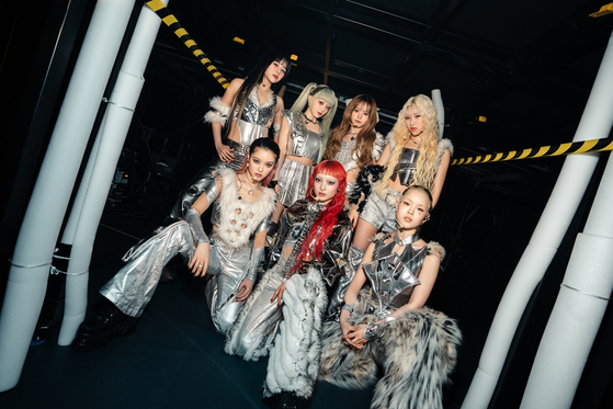 Girl group XG [XGALX]