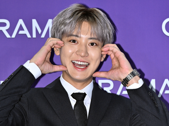 Chanyeol of boy band EXO poses for photos at a launch event held at the Ceramath flagship store in southern Seoul on Nov. 22, 2024. [NEWS1]