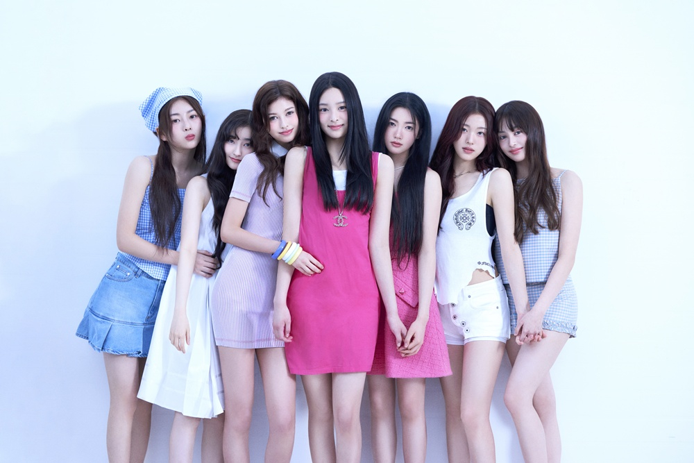 Girl group AtHeart [TITAN CONTENT]