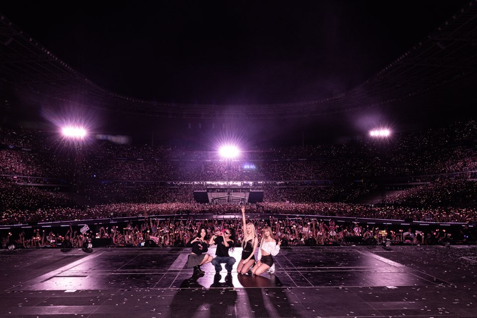An image of Blackpink performing at the Stade de France stadium in France on Aug. 2 and 3 [YG ENTERTAINMENT]
