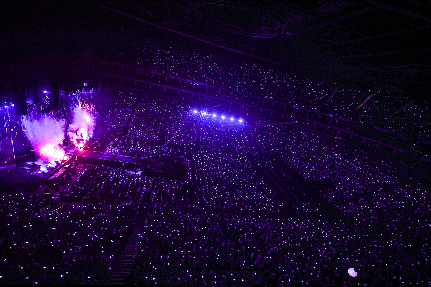 BTS's Jin performs at the O2 arena in London as part of the ″RunSeokjin EP. Tour.″ [BIGHIT MUSIC]