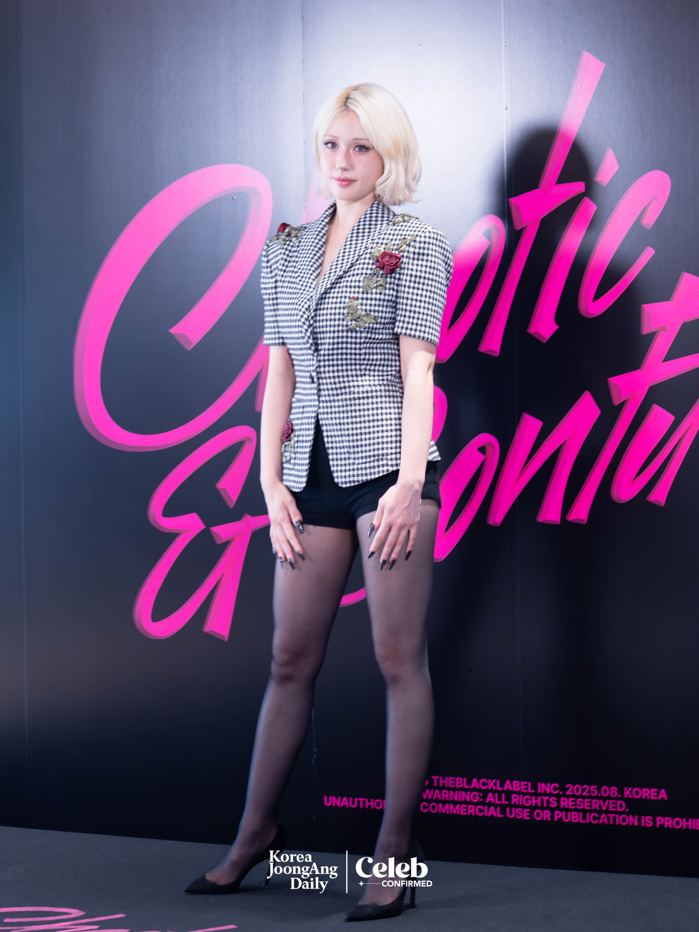 Jeon Somi during a press event for the release of her second EP “Chaotic & Confused,” at the Factorial Seongsu building in eastern Seoul on Aug. 11. [DANIELA GONZALEZ PEREZ]