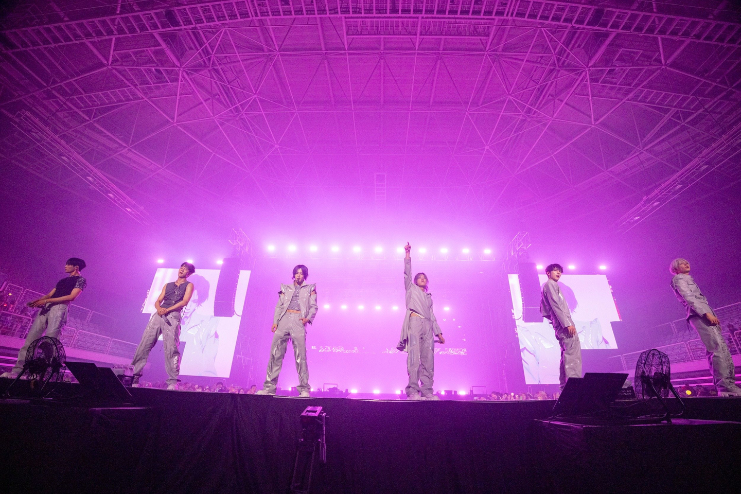 P1Harmony performs during its “P1ustage H: Most Wanted” world tour at Korea University’s Hwajeong Tiger Dome in northern Seoul on Aug. 8. [FNC ENTERTAINMENT] 