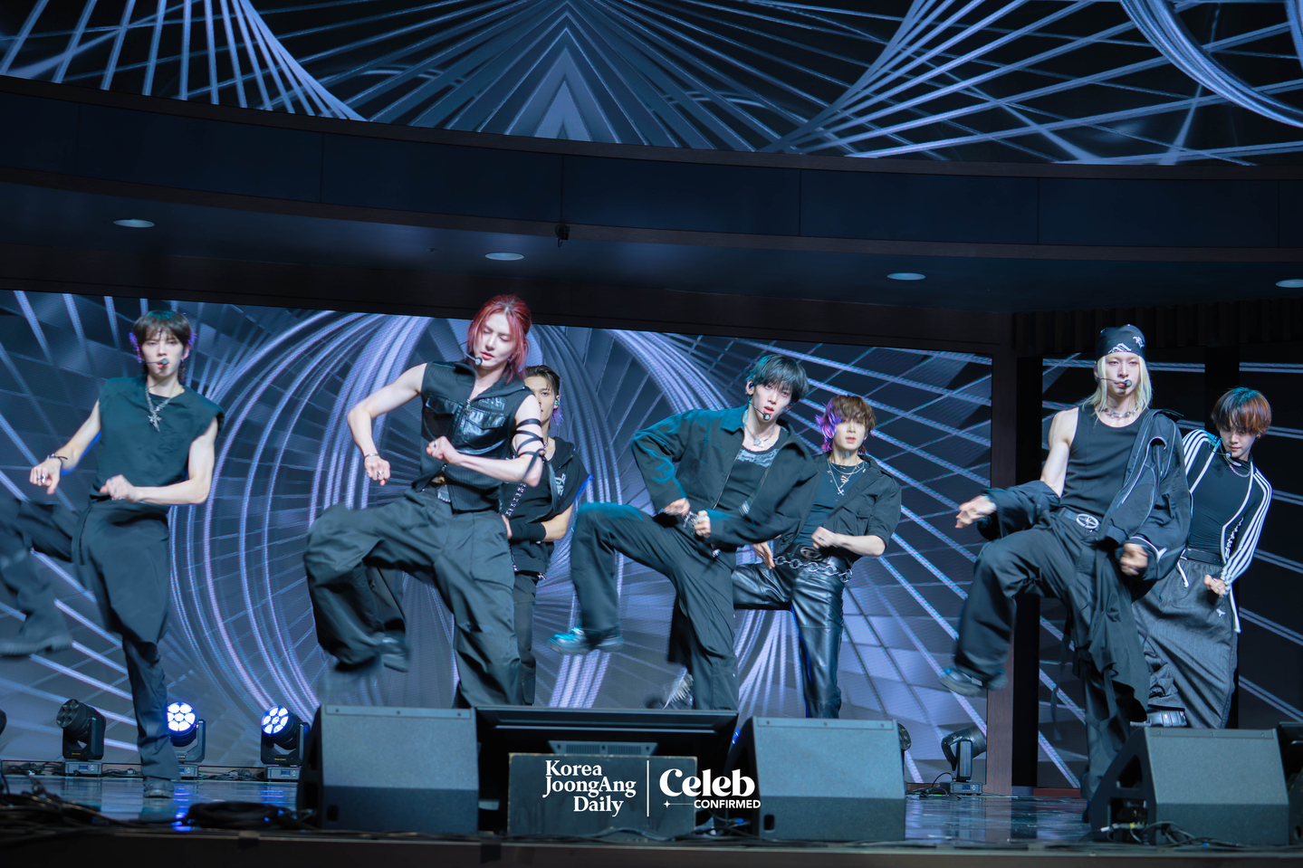 Boy band Ampers&One performs B-side “Seesaw” during a showcase for the release of its third EP, "Loud & Proud," at the Sky Art Hall in western Seoul on Aug. 12. [DANIELA GONZALEZ PEREZ]
