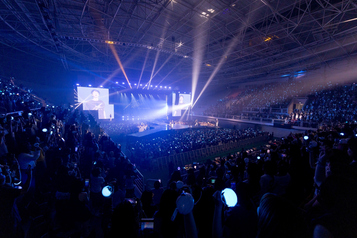 P1Harmony performs during its “P1ustage H: Most Wanted” world tour at Korea University’s Hwajeong Tiger Dome in northern Seoul on Aug. 8. [FNC ENTERTAINMENT] 