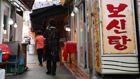 A dog meat restaurant in Seoul is seen vacant on Spet. 26, 2024, as the Ministry of Agriculture annoucned a plan to ban dog meat the same day. [YONHAP] 