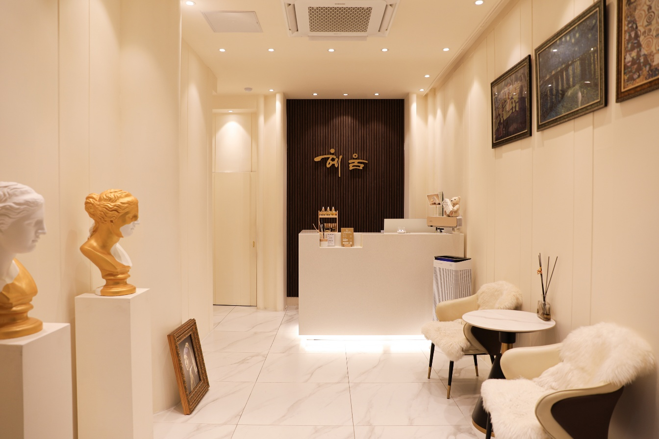The lounge of seshin shop Heum in southern Seoul's Gangnam District [HEUM]
