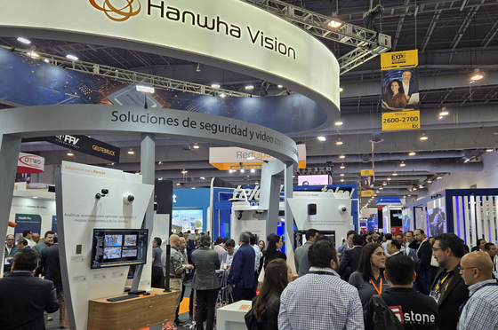 Hanwha Vision's exhibition booth at Expo Seguridad Mexico, the largest security industry expo in Latin America, held in Mexico City on June 26 [YONHAP]