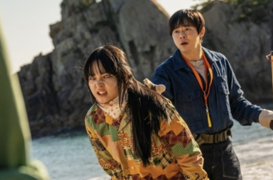 A scene from ″My Daughter is a Zombie″ [NEW]