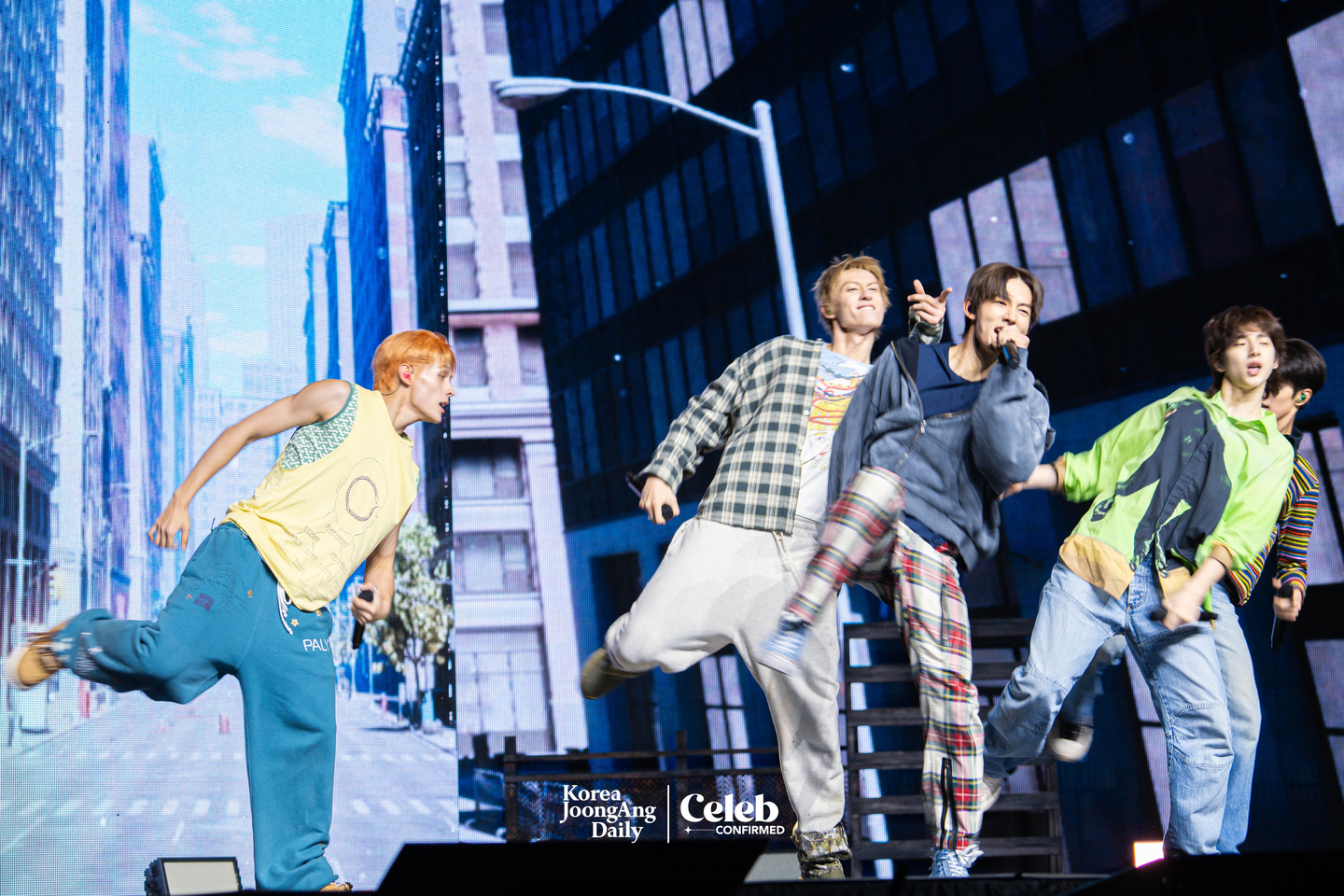 Boy band Cortis performs B-side “GO!” during a showcase for the release of its first EP, ″Color Outside the Lines,″ at the Blue Square in central Seoul on Aug. 18. [DANIELA GONZALEZ PEREZ]